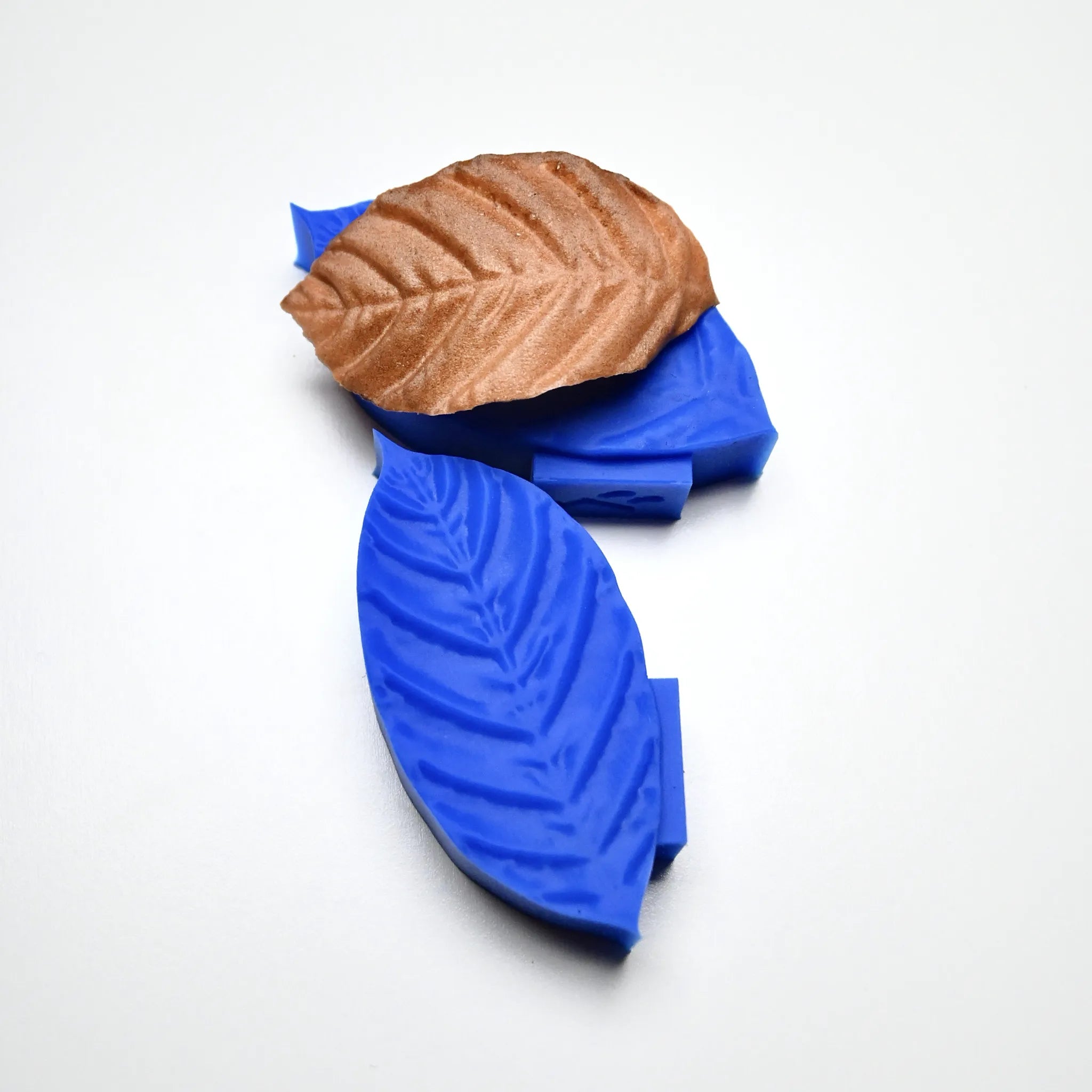 PRESSOIR FEUILLE DE CAFÉIER